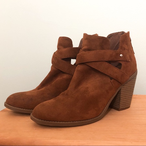 Indigo Rd. Brown Suede Heeled Booties - Picture 8 of 8